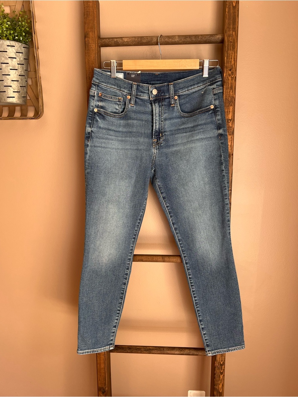 GAP True Skinny Mid Rise Jeans 12 Short NWT